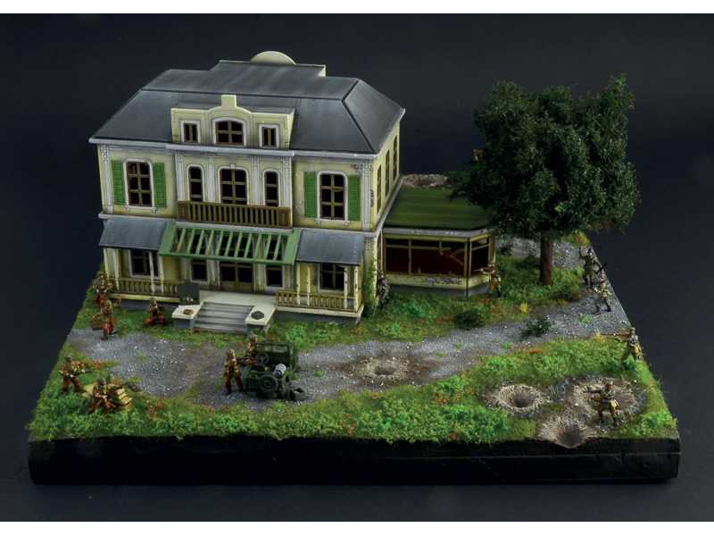 Italeri diorama - Hotel Hartenstein (1:72) | pkmodelar.cz