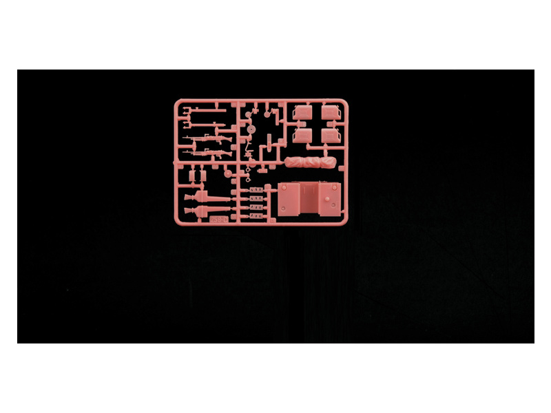 Plastikový model vojenské techniky Italeri 6501 S.A.S. RECON VEHICLE "PINK PANTHER" (1:35) | pkmodelar.cz