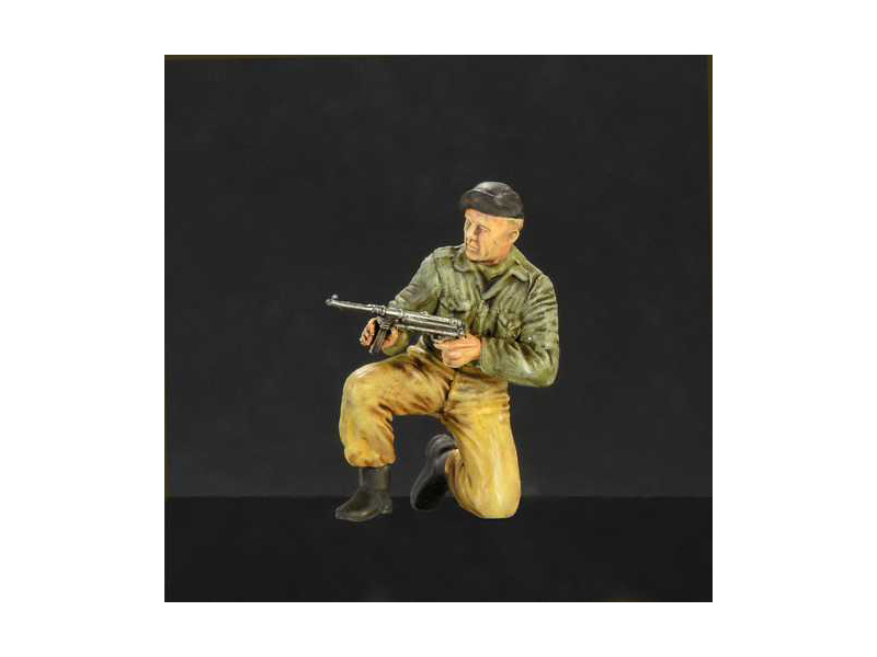 Plastikový model vojáků Italeri 6556 Partisans (1:35) | pkmodelar.cz
