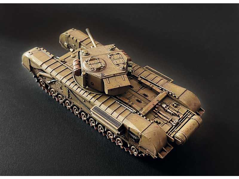 Plastikový model tanku Italeri 7083 Churchill Mk. III (1:72)  | pkmodelar.cz