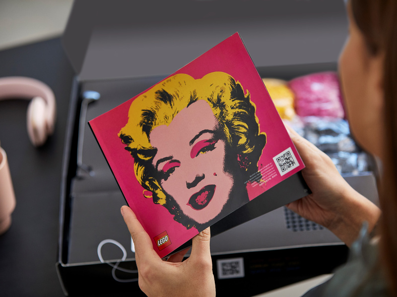 LEGO Art 2020 - Andy Warhol's Marilyn Monroe | pkmodelar.cz