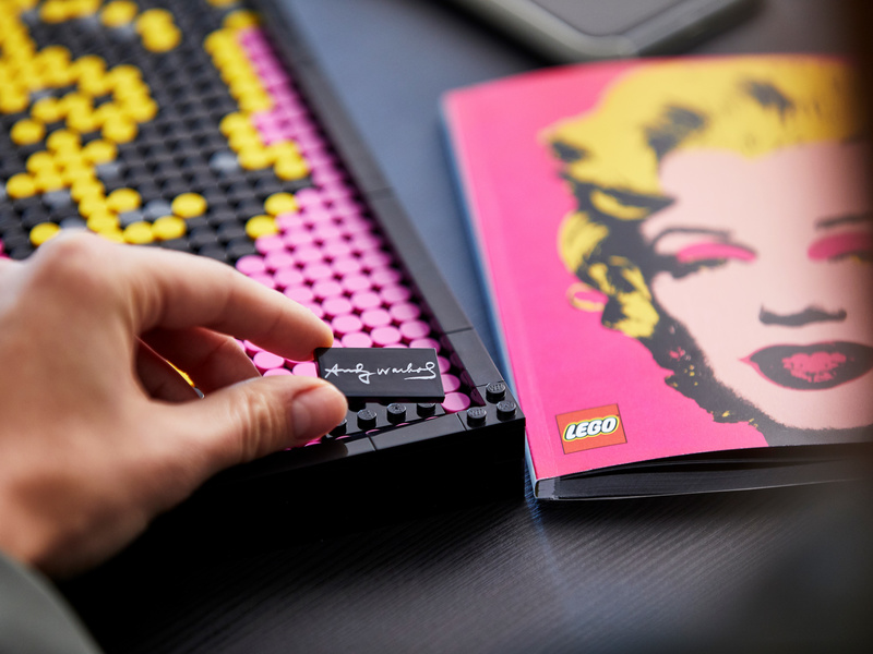 LEGO Art 2020 - Andy Warhol's Marilyn Monroe | pkmodelar.cz