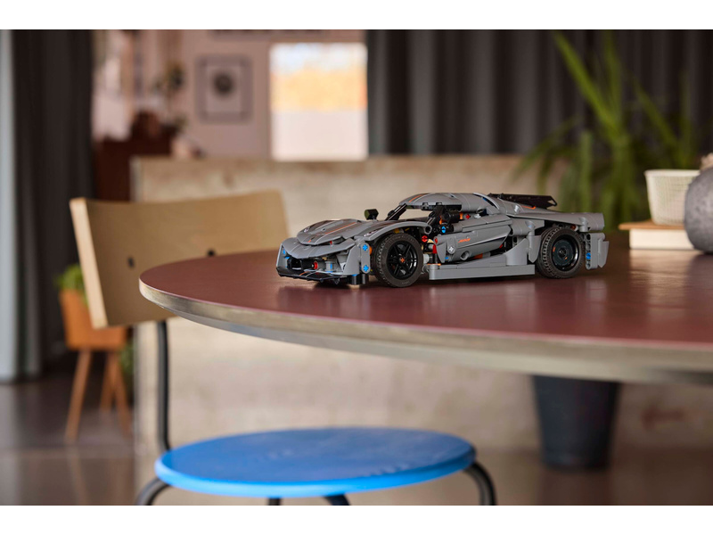 LEGO Technic - Šedé hyperauto Koenigsegg Jesko Absolut | pkmodelar.cz