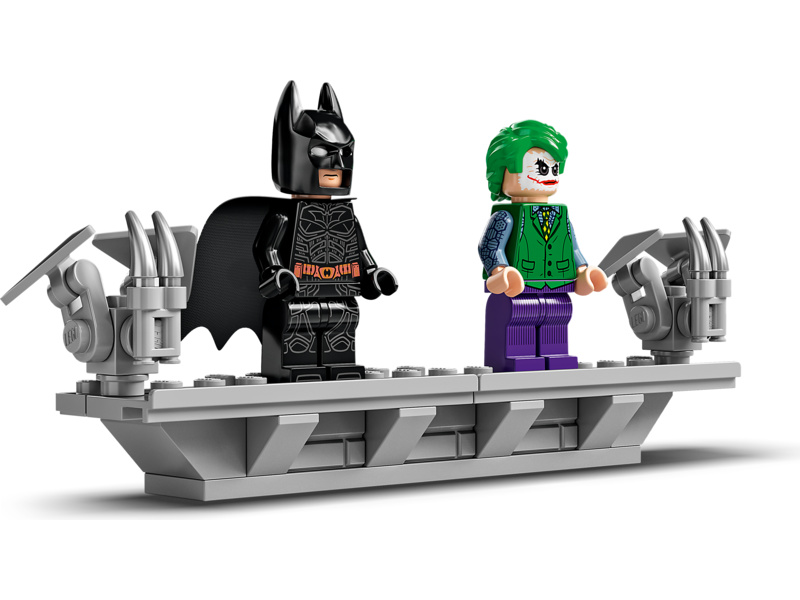 LEGO Super Heroes - DC Batman™ Batmobil Tumbler | pkmodelar.cz