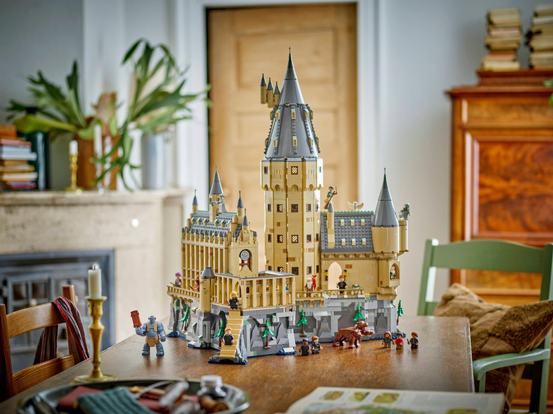 LEGO Harry Potter - Bradavický hrad: Hlavní věž | pkmodelar.cz