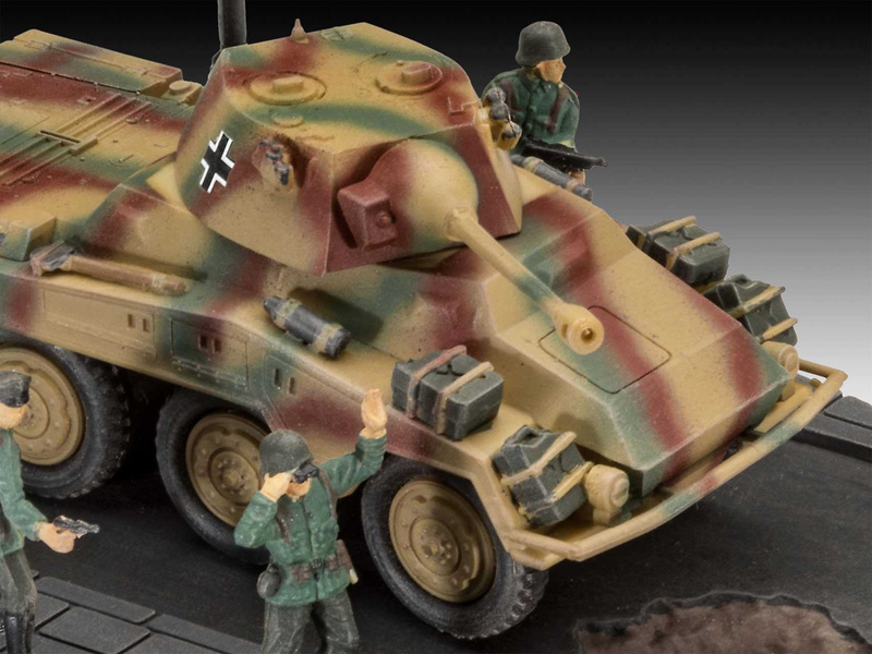 Plastikový model tanku Revell 03288 Sd.Kfz. 234/2 Puma (1:76) | pkmodelar.cz