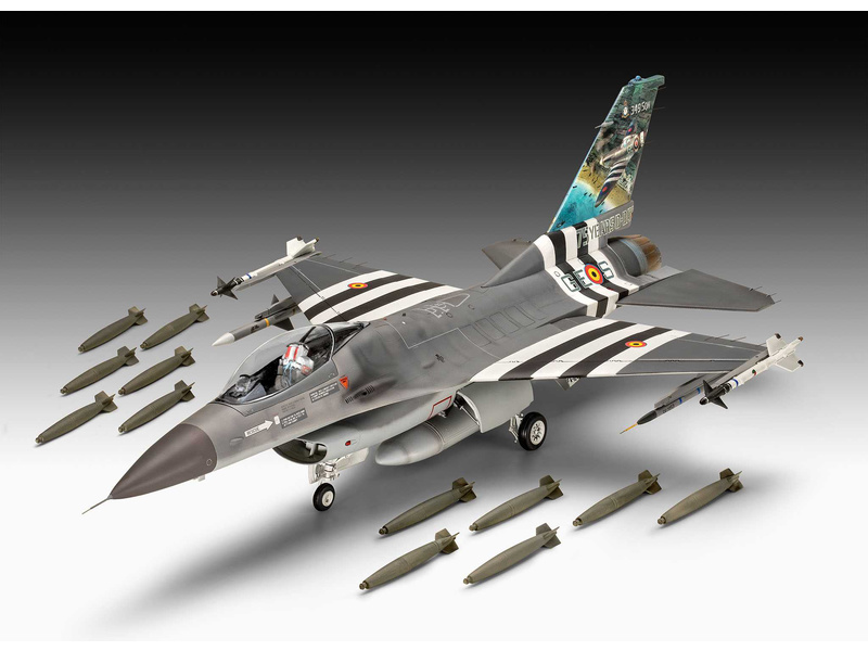 Revell General Dynamics F-16 Falcon 50. výročí (1:32) | pkmodelar.cz