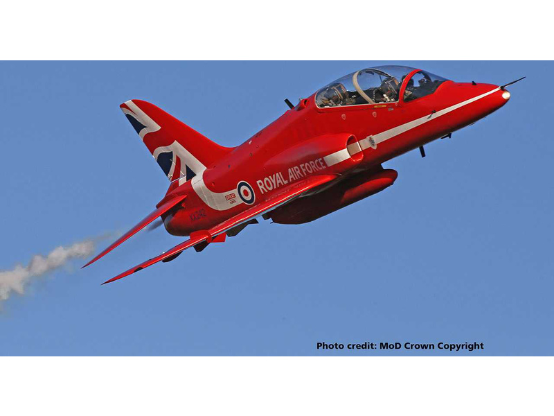 Plastikový model letadla Revell 04921 BAe Hawk T.1 Red Arrows (1:72) | pkmodelar.cz