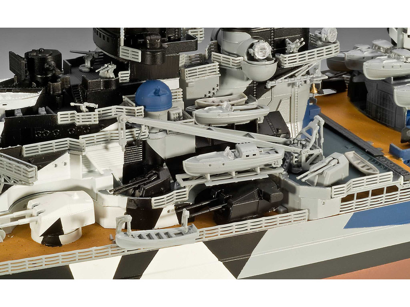 Revell Battleship Tirpitz (1:350) | pkmodelar.cz