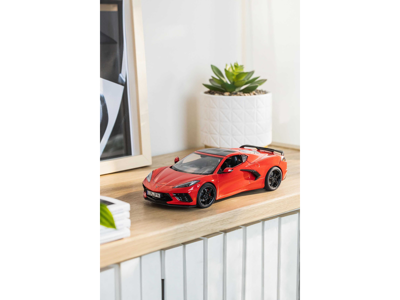 Revell Chevrotet Corvette C8 Coupé (1:25) | pkmodelar.cz