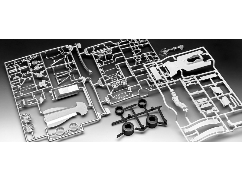 Plastikový model Revell 07739 - Surtees TS16/03 1:32 | pkmodelar.cz