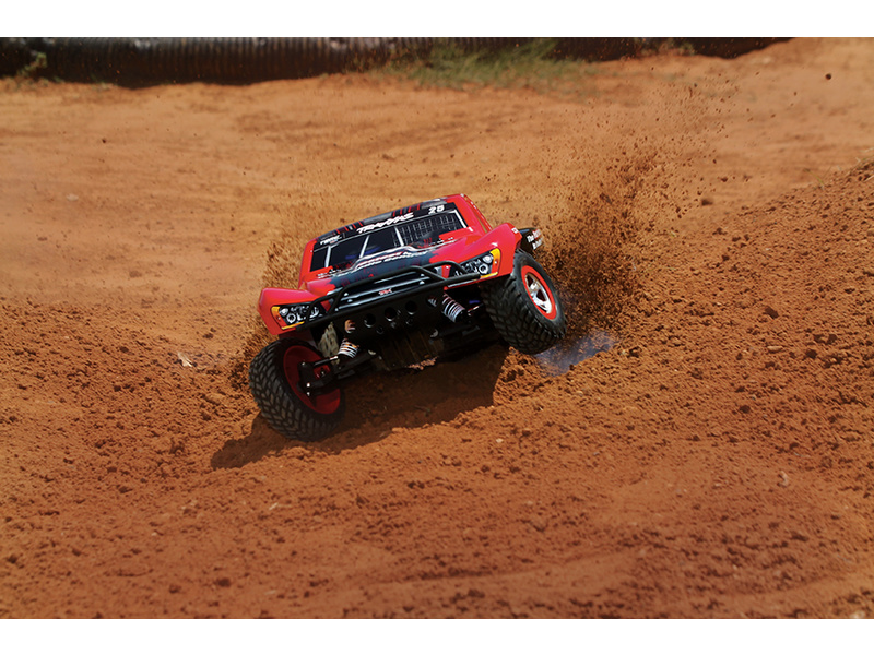 Traxxas Nitro Slash 1:10 TQi RTR Mark Jenkins | pkmodelar.cz