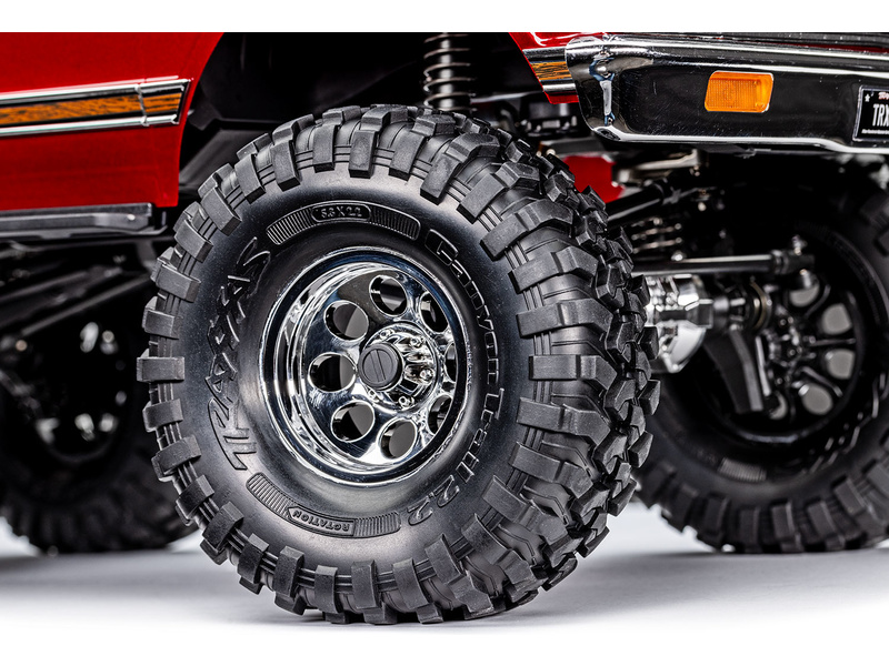 Traxxas TRX-4 Chevrolet Blazer 1972 1:10 TQi RTR červený | pkmodelar.cz