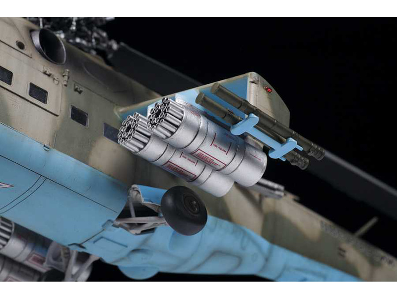 Plastikový model vrtulníku Zvezda 4812 Mil Mi-24P (1:48) | pkmodelar.cz