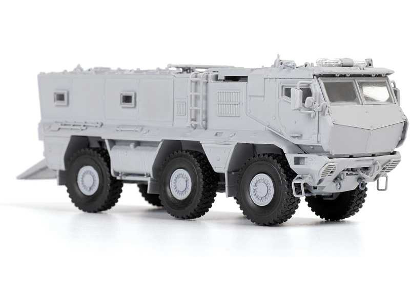 Zvezda Typhoon-K Russian armoured vehicle (1:72) | pkmodelar.cz