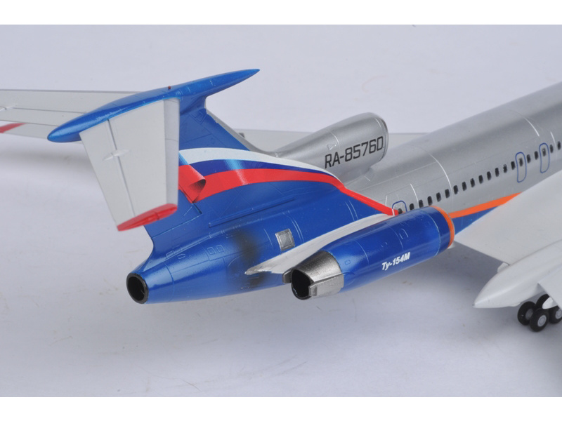 Plastikový model letadla Zvezda 7004 Tupolev Tu-154M (1:144) | pkmodelar.cz