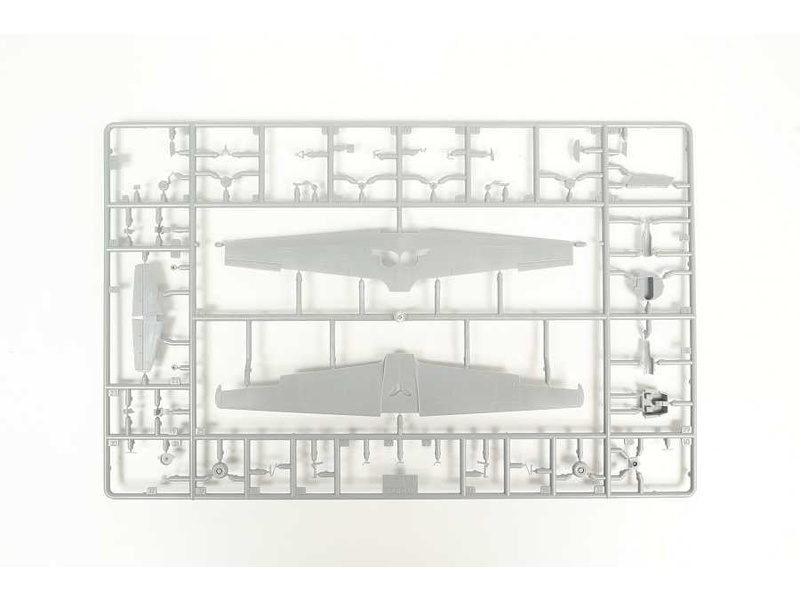 Zvezda Jakovlev Jak-40 Regional Jet (1:144) | pkmodelar.cz