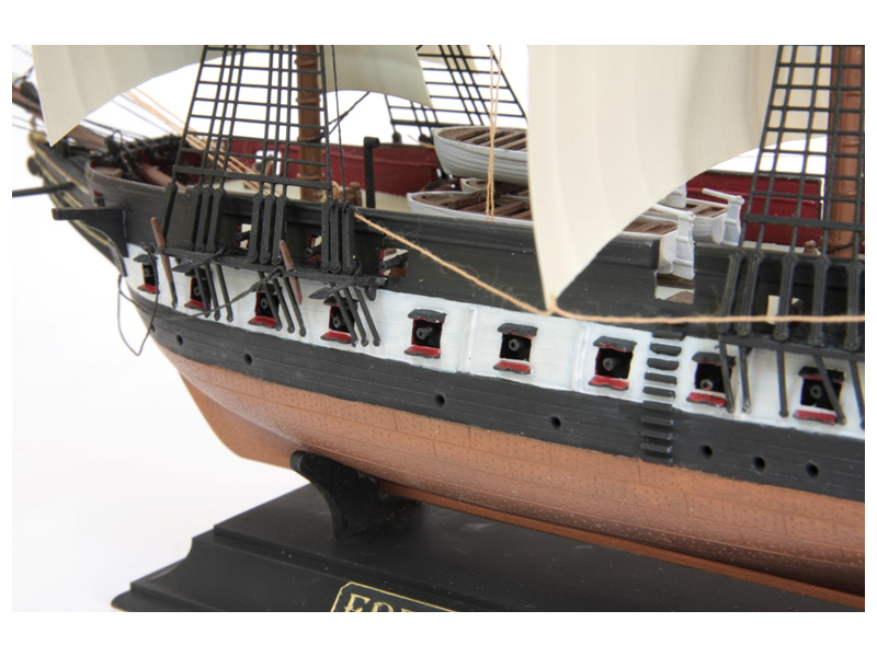 Plastikový model lodě Zvezda 9034 French Frigate "Acheron" (1:200) | pkmodelar.cz