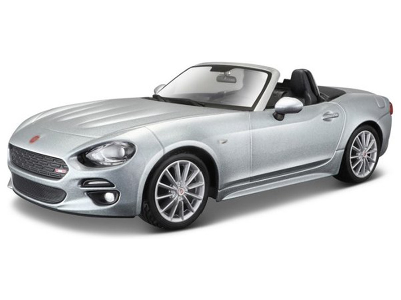 Bburago Plus Fiat 124 Spider 1:24 stříbrná metalíza | pkmodelar.cz