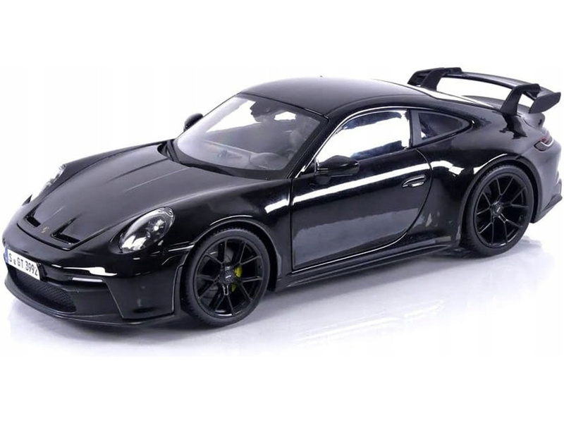 Maisto Porsche 911 GT3 2022 1:18 černá | pkmodelar.cz