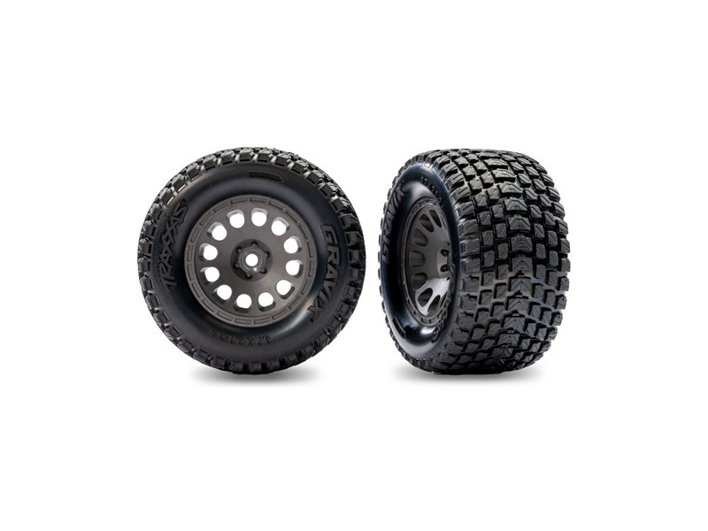 Traxxas kolo 2.1/2.6", disk uhlově šedý, pneu Gravix (zadní) (2)